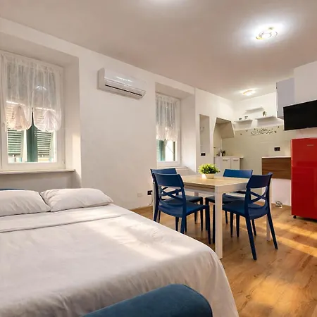 Appartement Bright Flat , Air Conditioning , 5 Min Train Station *