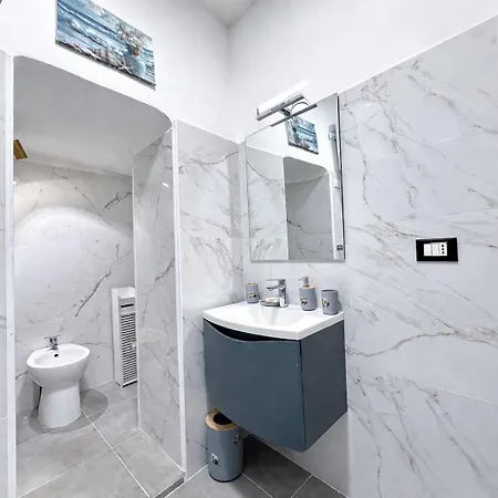 Appartement Bright Flat , Air Conditioning , 5 Min Train Station Genua